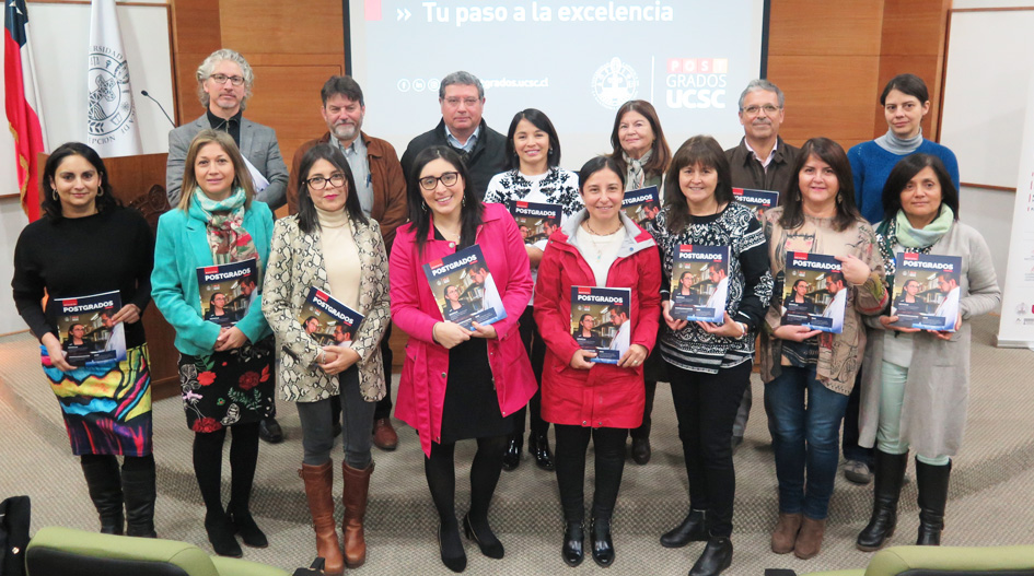 Dirección de Postgrado lanzó nuevo sitio web y revista institucional - UCSC